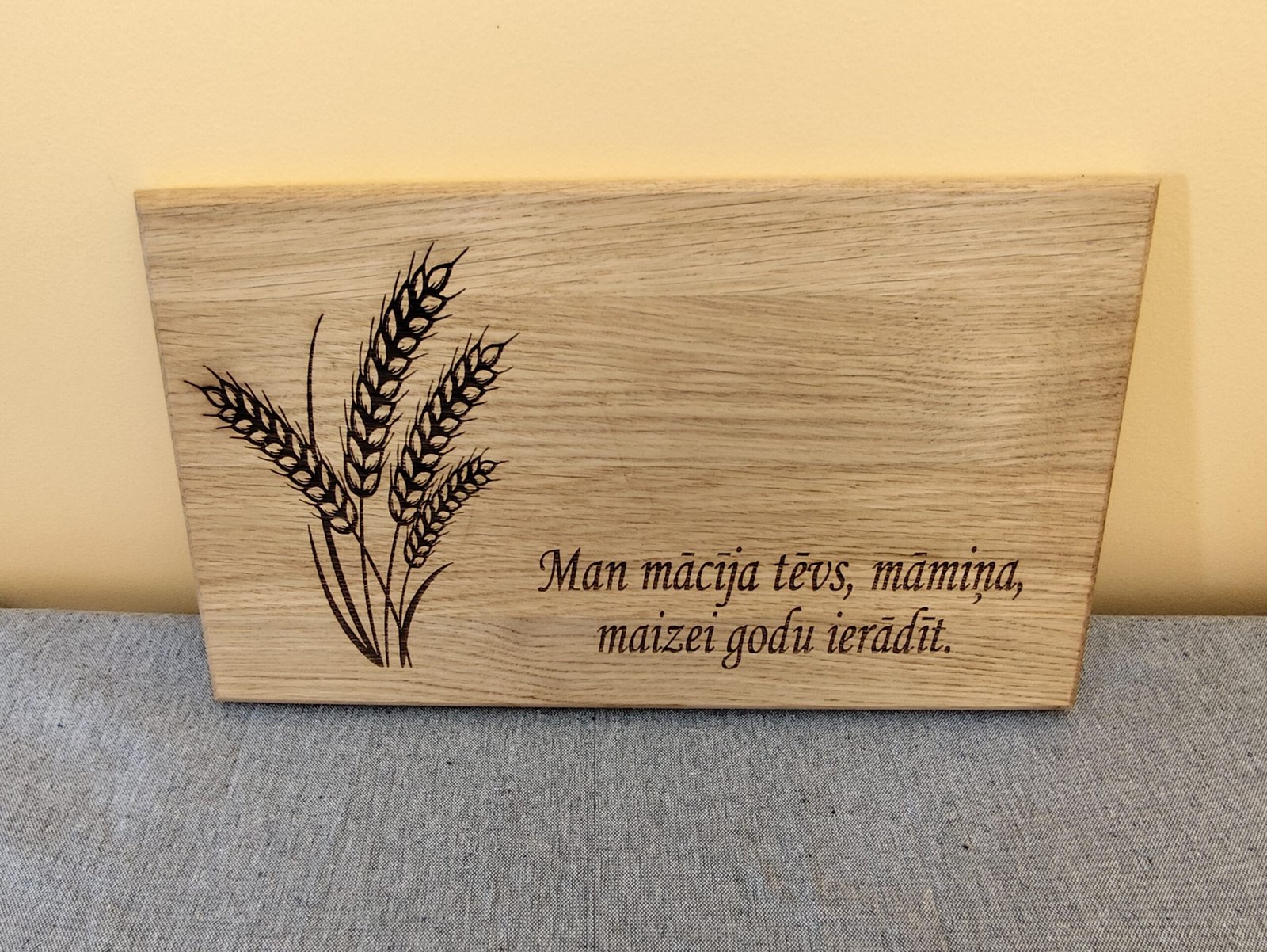 Ozolkoka virtuves un uzkodu dēlītis